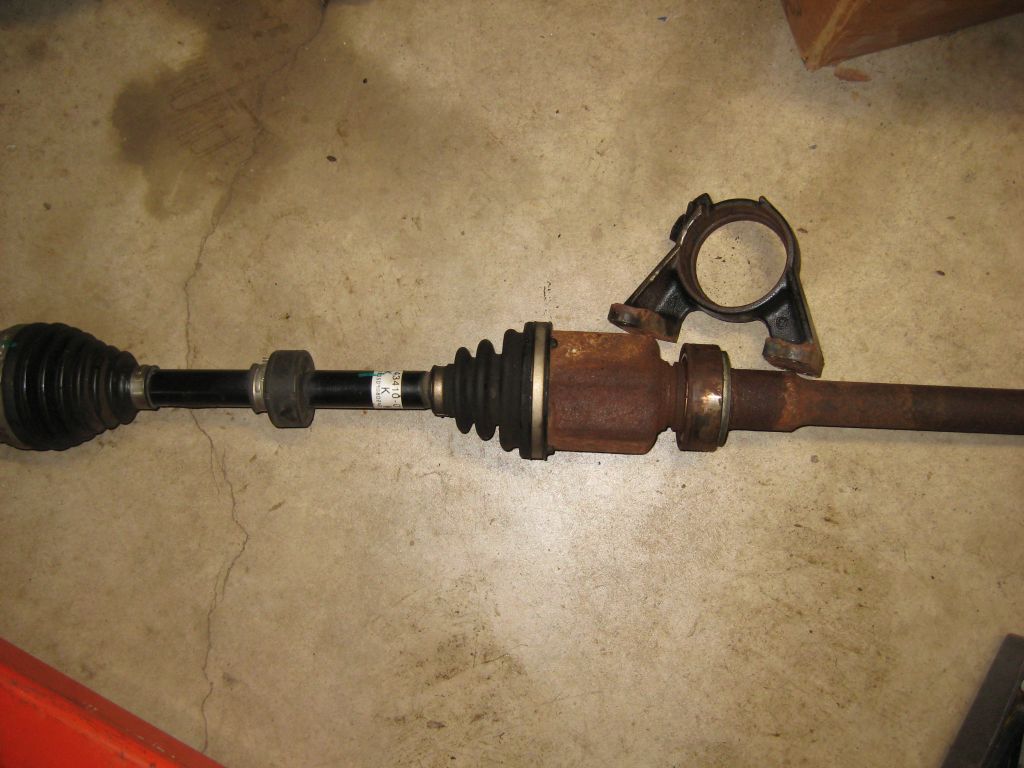 Passenger side axle.jpg