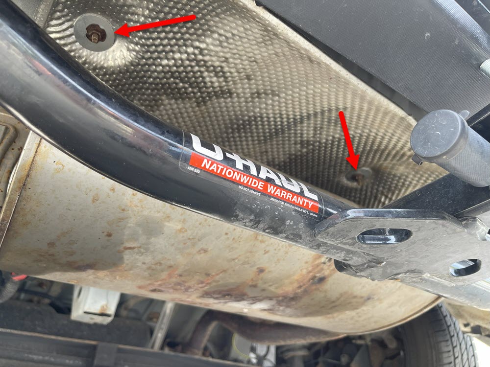 2010 Vibe Rear Heat Shield over muffler Photo