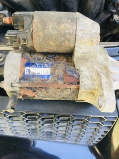 OLD STARTER SOLENOID LOOKS LIKE ORIGINAL LOOKING STARTER